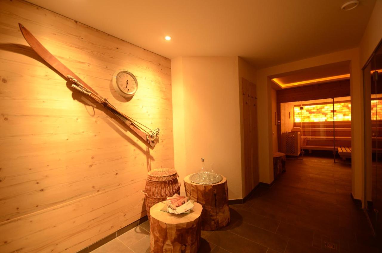 Lech Valley Lodge Warth  ภายนอก รูปภาพ