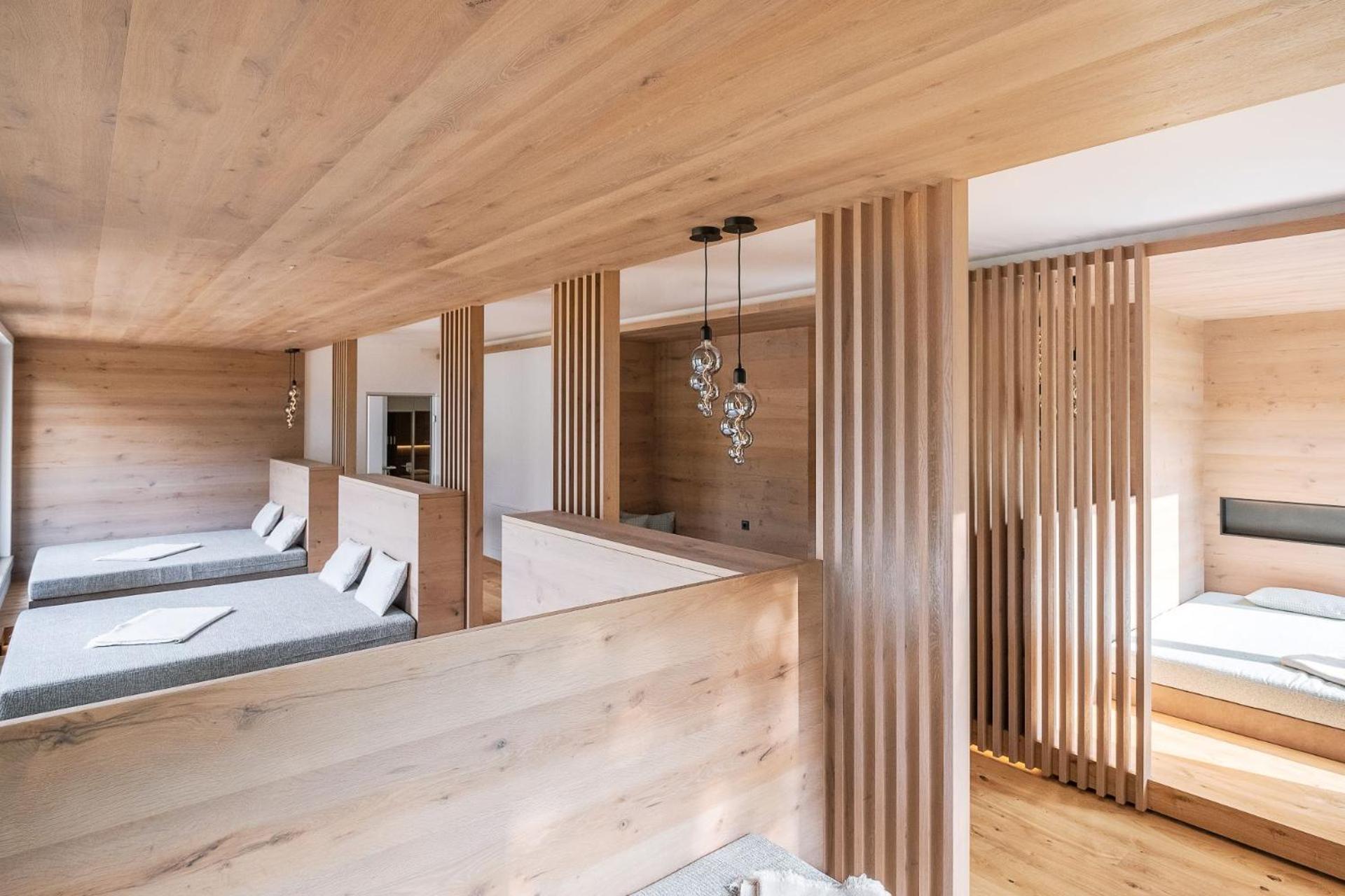 Lech Valley Lodge Warth  ภายนอก รูปภาพ