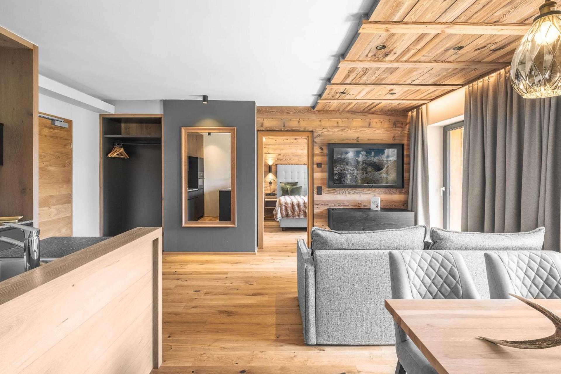 Lech Valley Lodge Warth  ภายนอก รูปภาพ